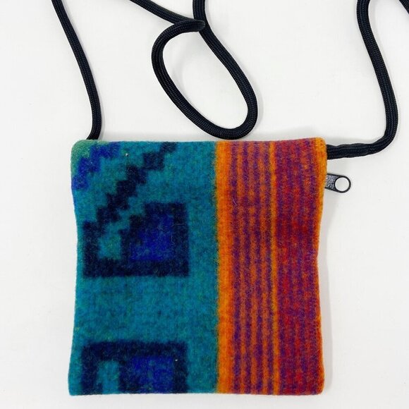 Pendleton Blanket Zip Crossbody Pouch Turtle Embroidery - Picture 6 of 8